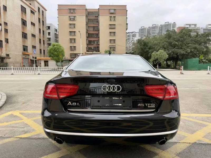 广州12年奥迪A8L4