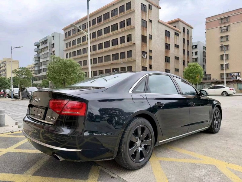 广州12年奥迪A8L6