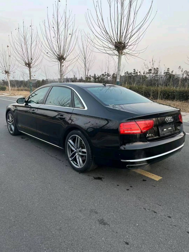 徐州12年奥迪A8L4