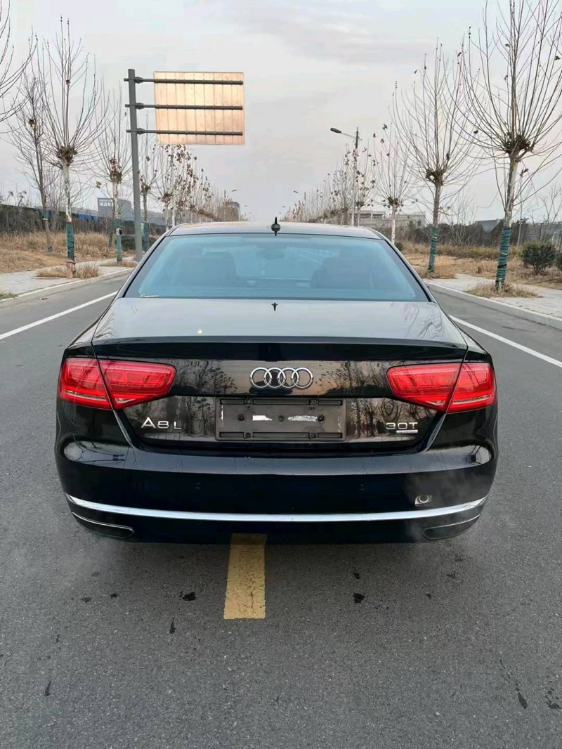 徐州12年奥迪A8L9