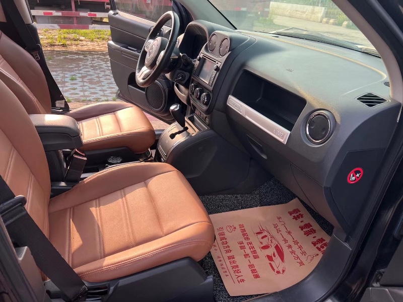 徐州14年Jeep指南者7