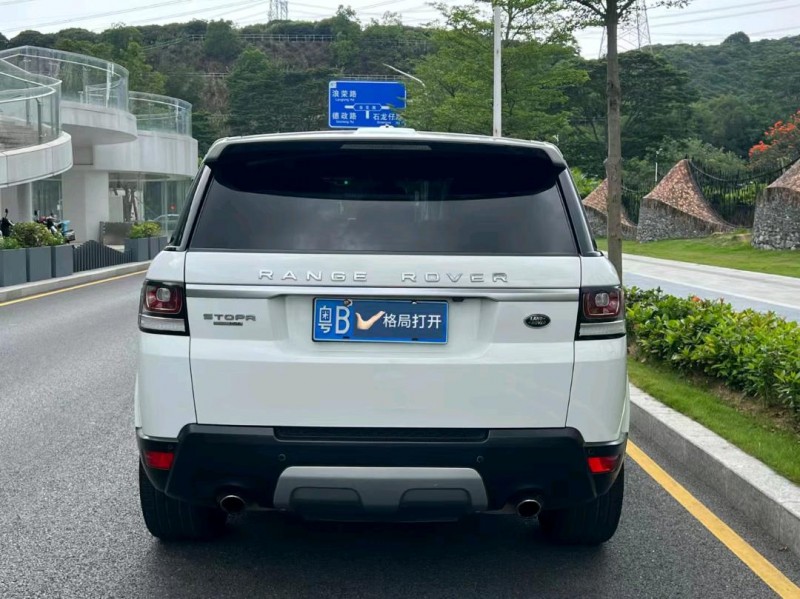 深圳14年路虎揽胜运动9