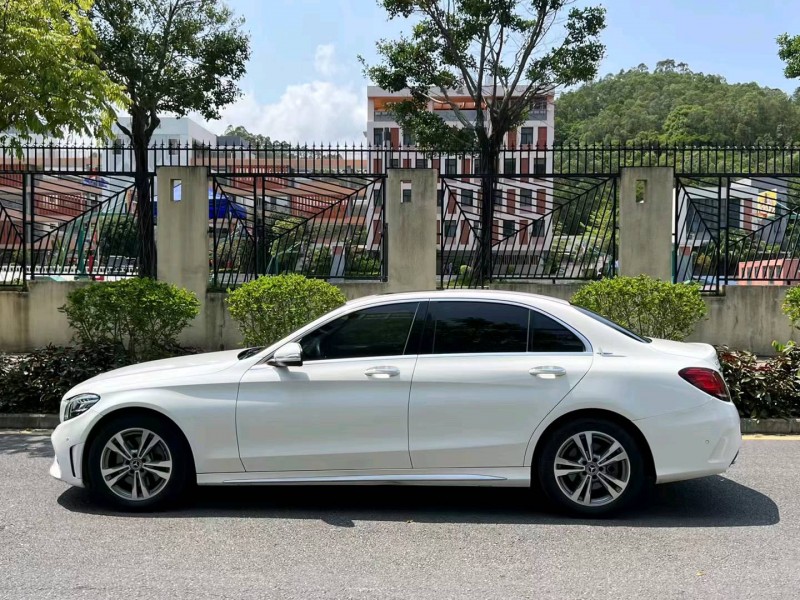 深圳19年奔驰C5