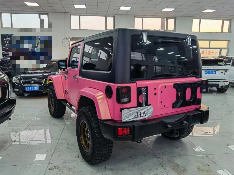 通遼14年Jeep牧馬人3