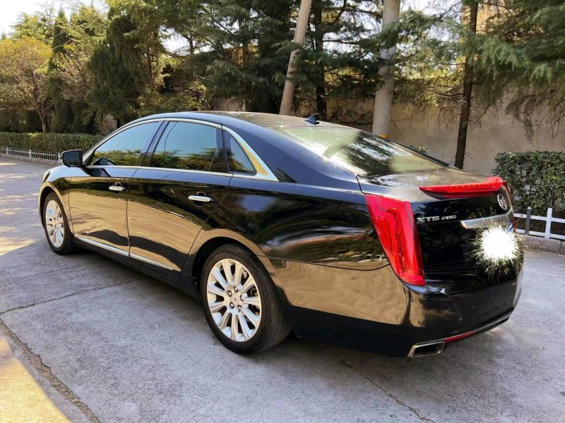 潍坊13年凯迪拉克XTS8