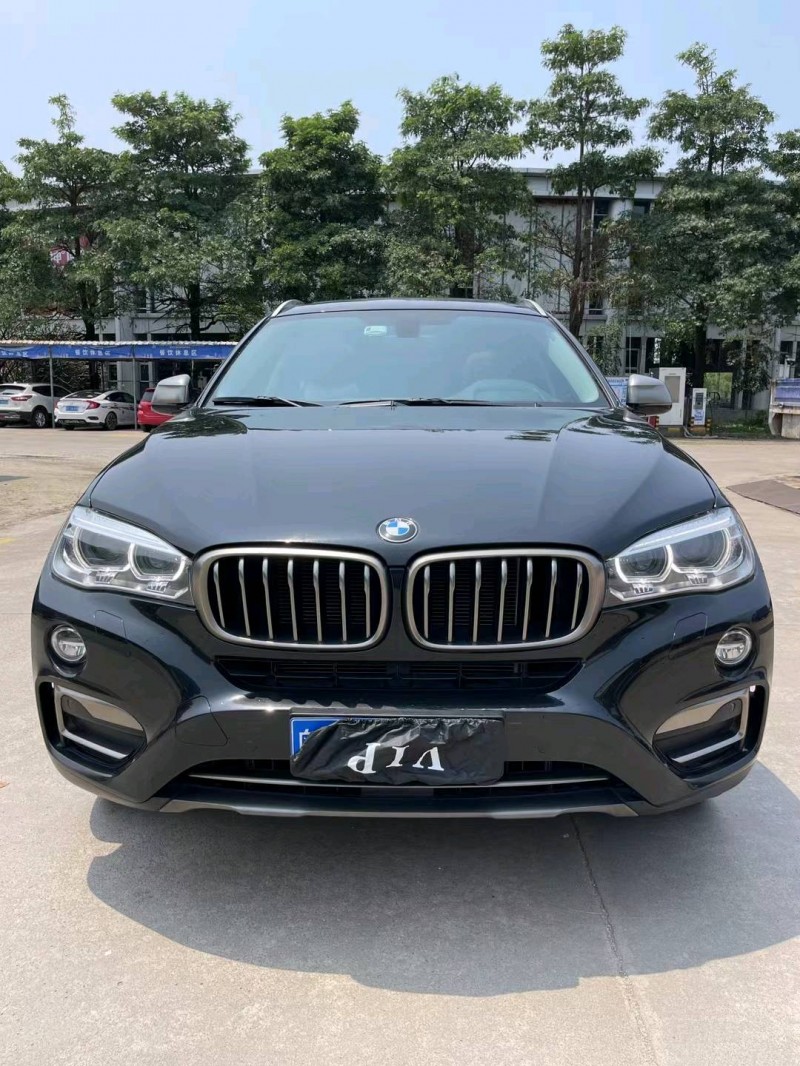 中山18年宝马X61