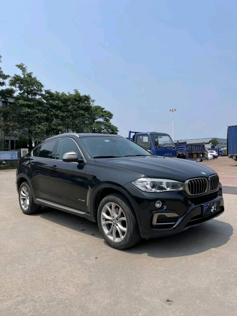 中山18年宝马X63