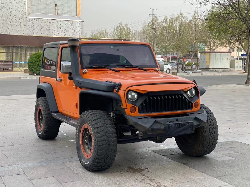 青岛13年Jeep牧马人2