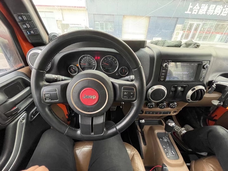 青岛13年Jeep牧马人6