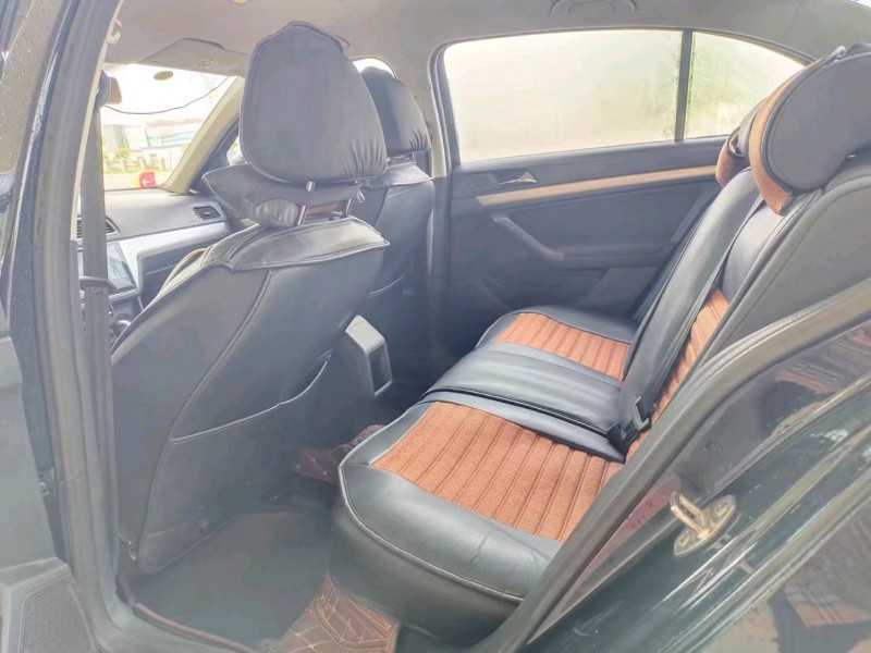 保定18年大众朗逸7