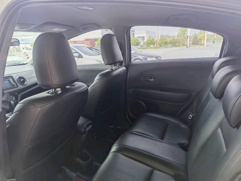 保定16年本田XRV6