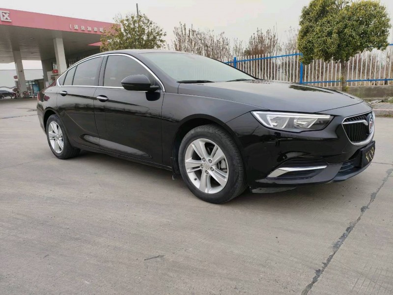 徐州18年别克君威2