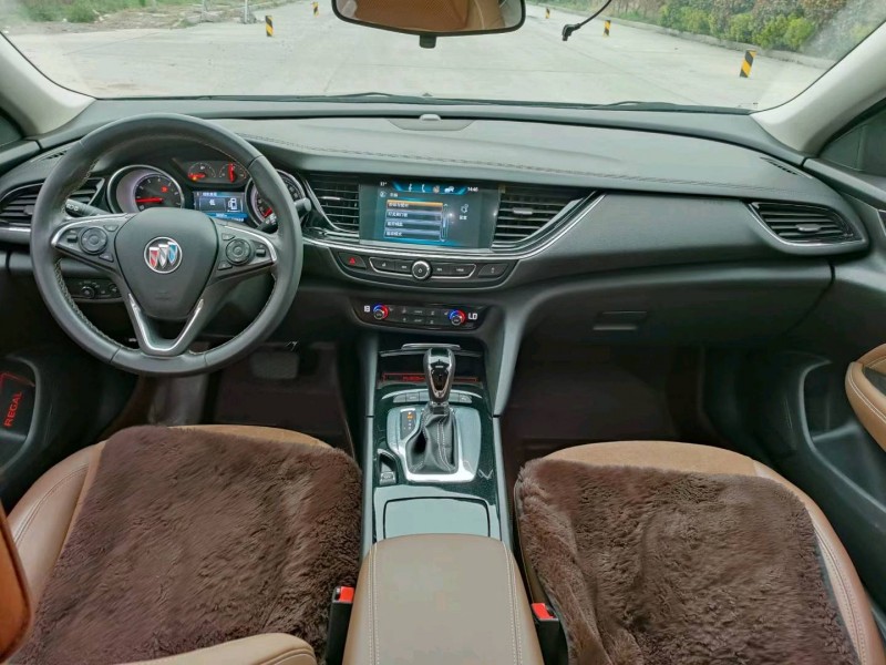 徐州18年别克君威6