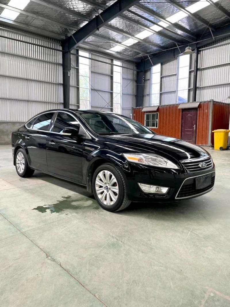 临沂11年福特蒙迪欧-致胜2