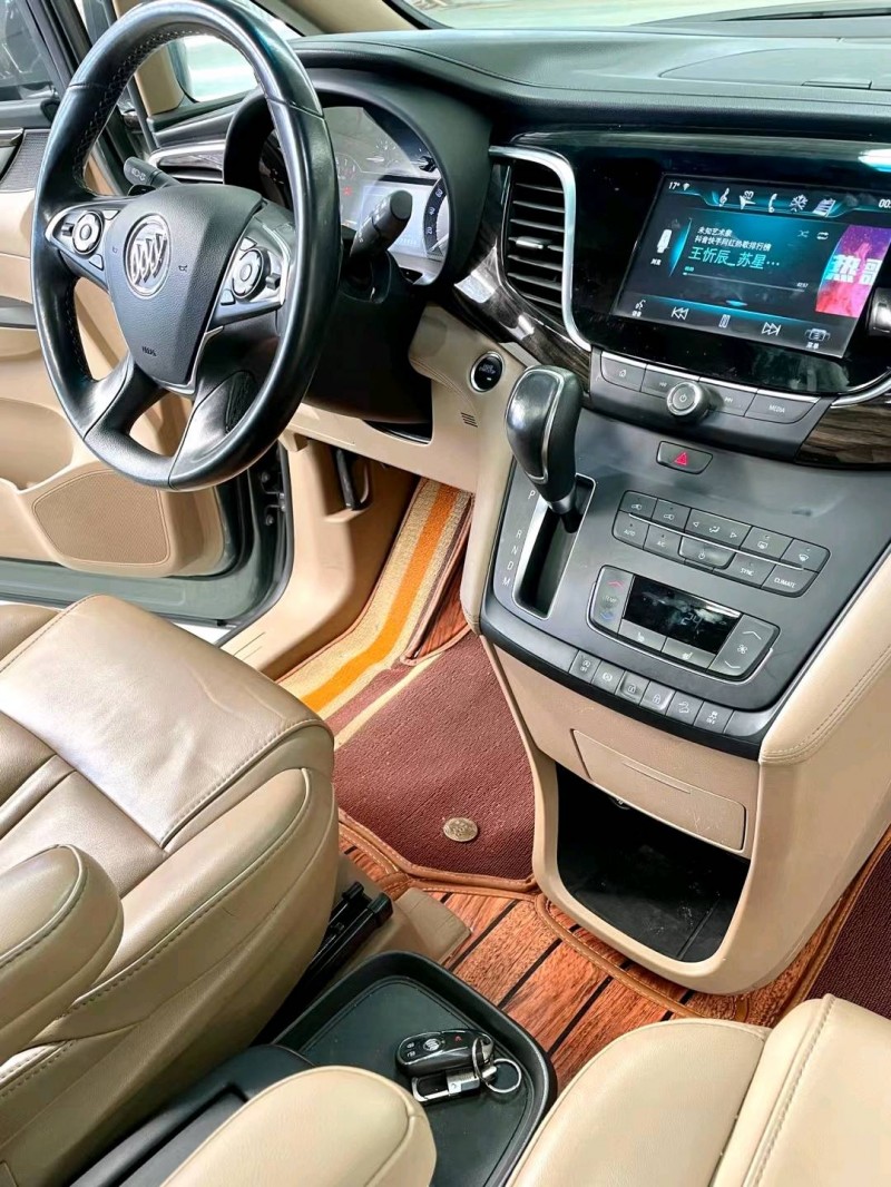 临沂18年别克GL85