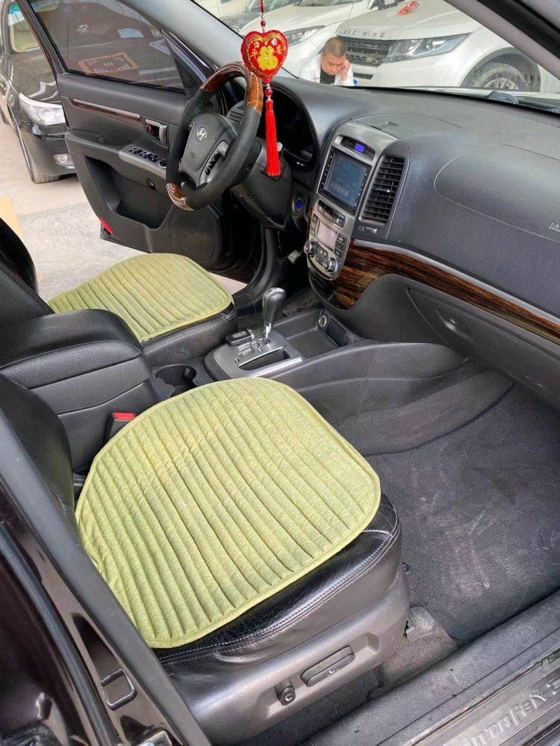 保定10年现代新胜达6