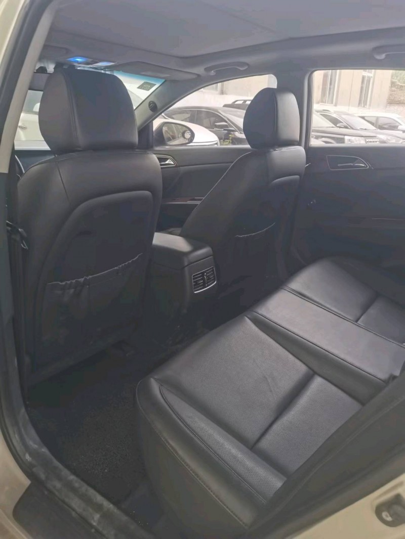 保定14年现代名图5