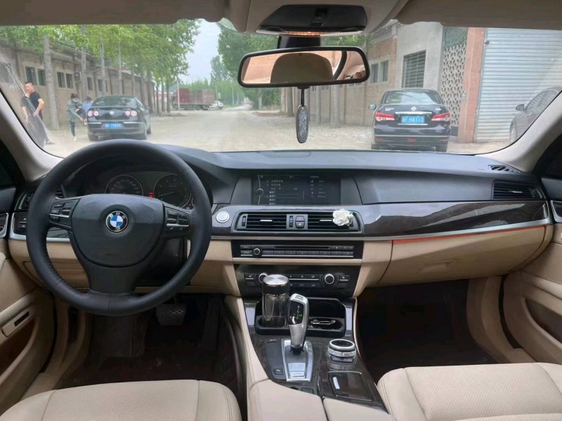 保定11年宝马5系4