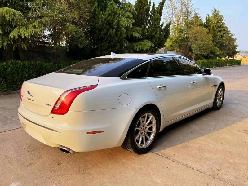 济南13年捷豹XJL8