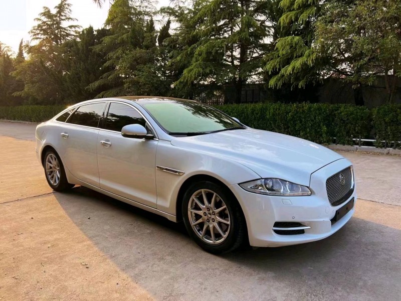 济南13年捷豹XJL9