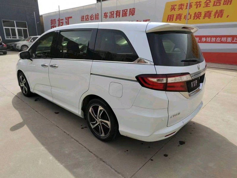 青岛17年本田奥德赛6