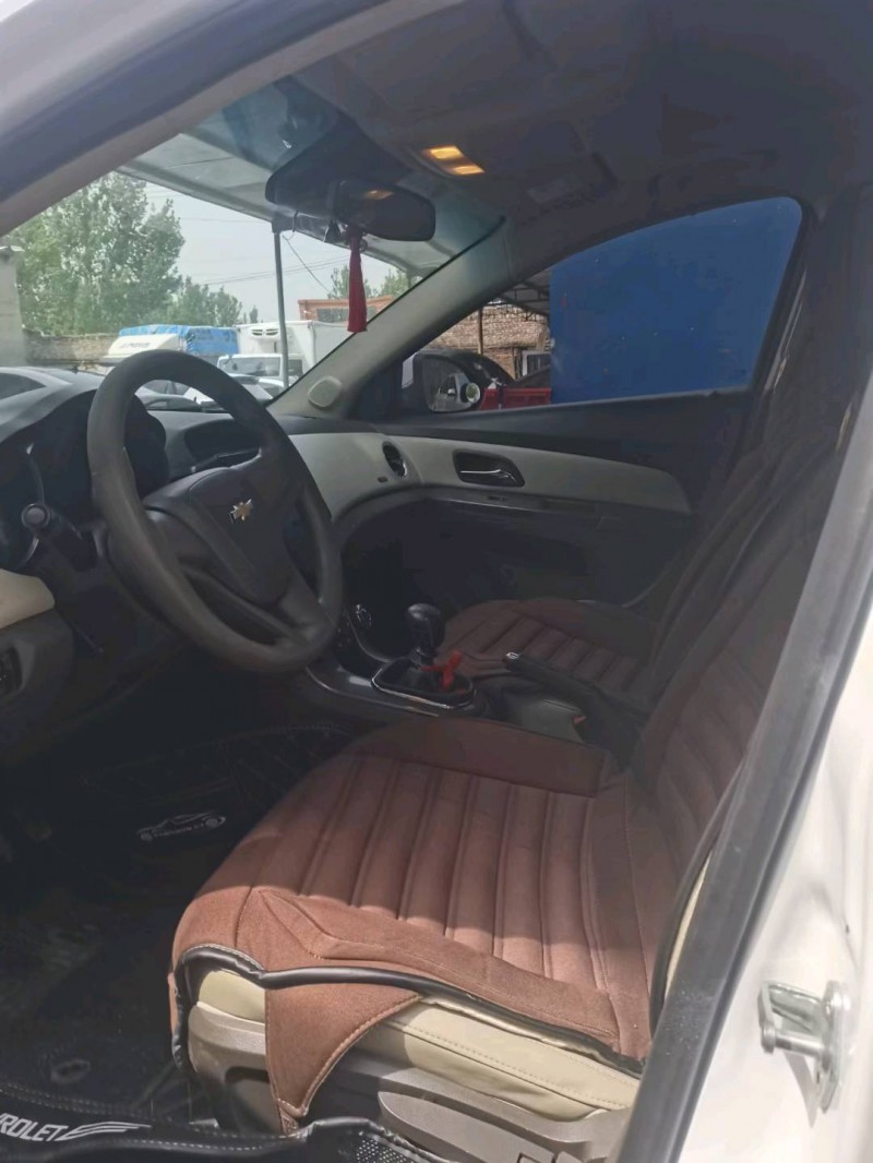 保定16年雪佛兰科鲁泽4