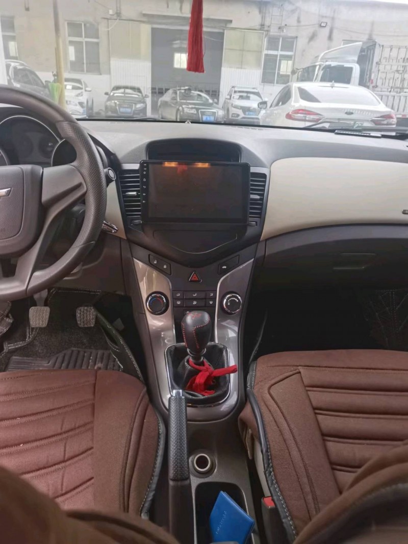 保定16年雪佛兰科鲁泽5