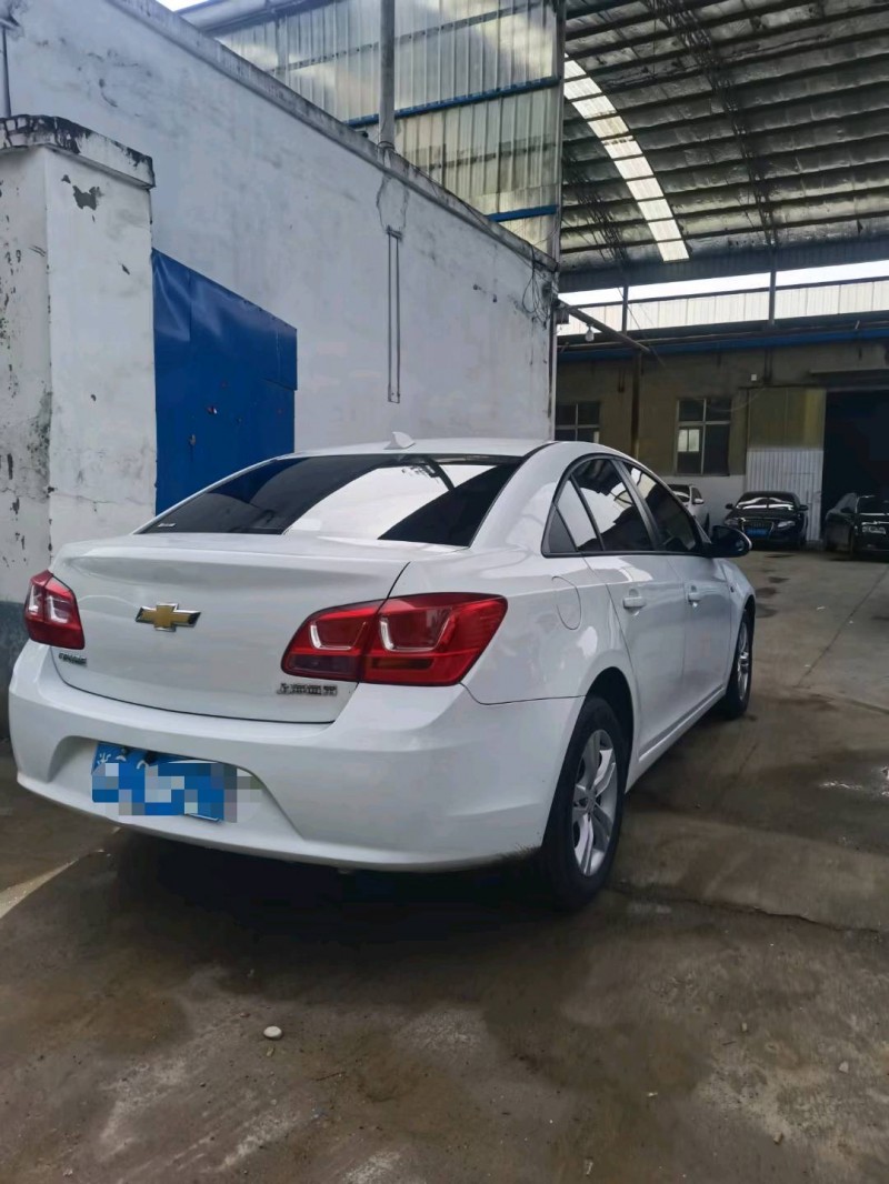 保定16年雪佛兰科鲁泽7