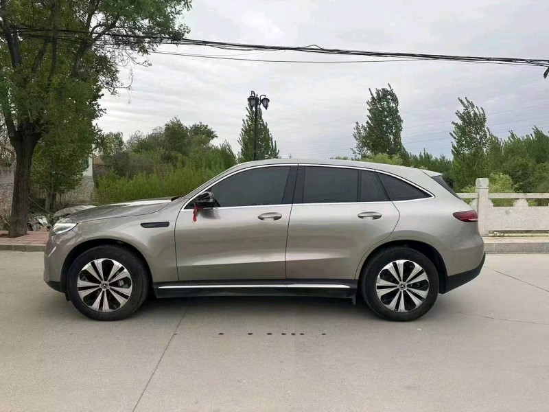 青岛21年奔驰EQC6