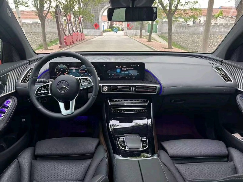 青岛21年奔驰EQC8