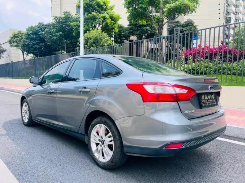 东莞14年福特福克斯8