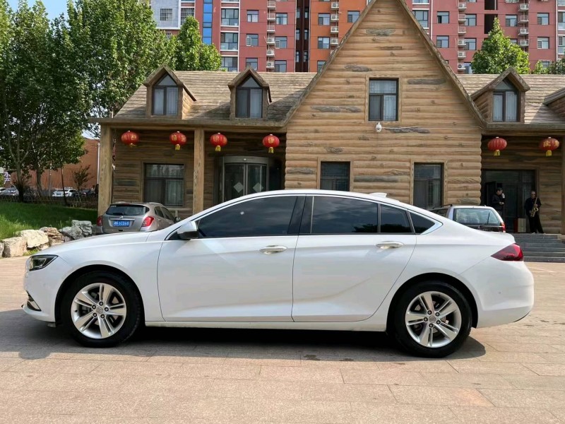 邢台18年别克君威4