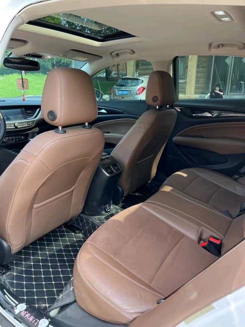 邢台18年别克君威7