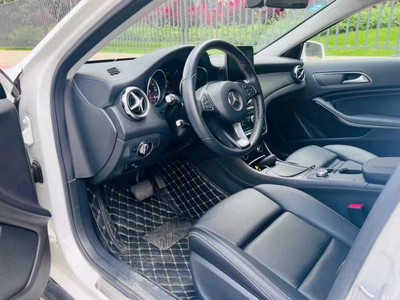 东莞18年奔驰CLA4