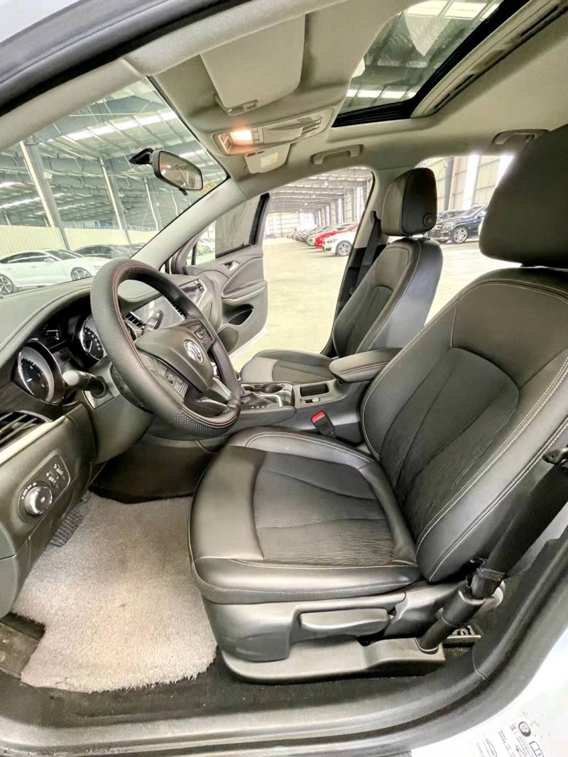 临沂21年别克威朗6