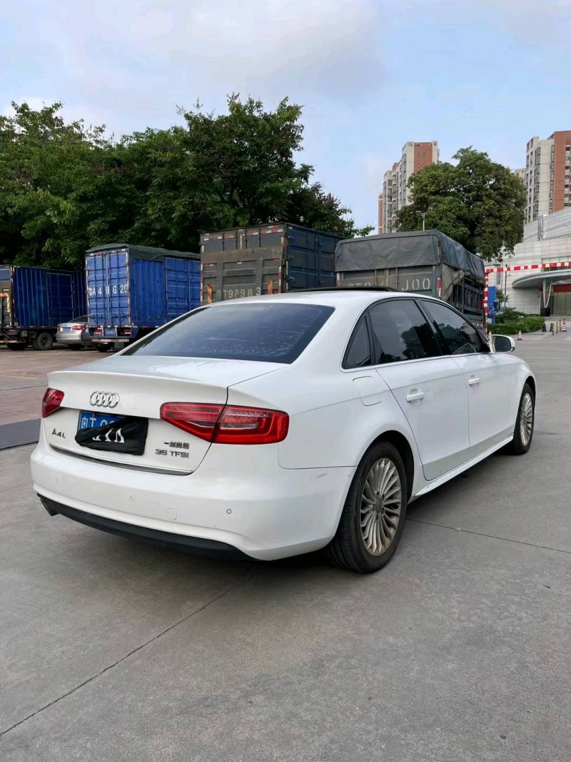 中山15年奥迪A4L7
