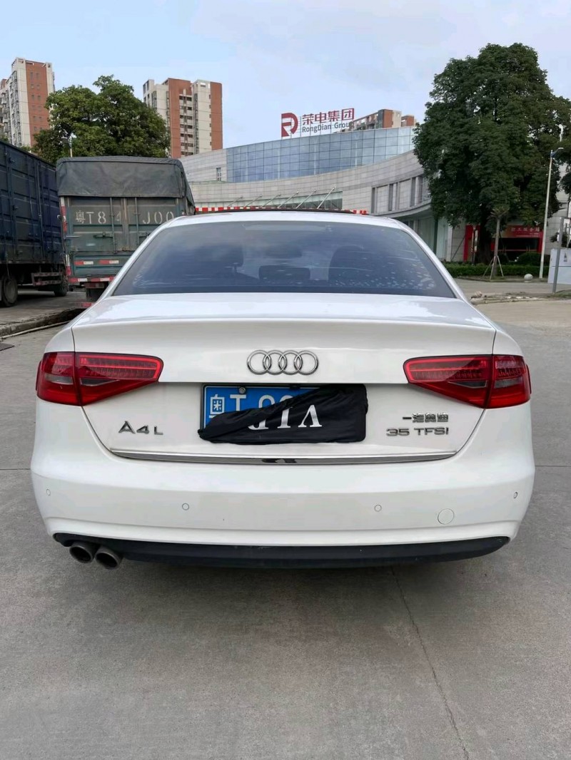 中山15年奥迪A4L9