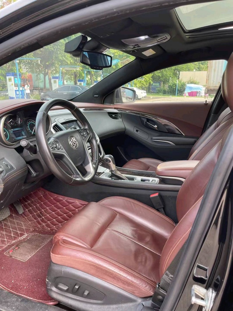 中山14年别克君越5