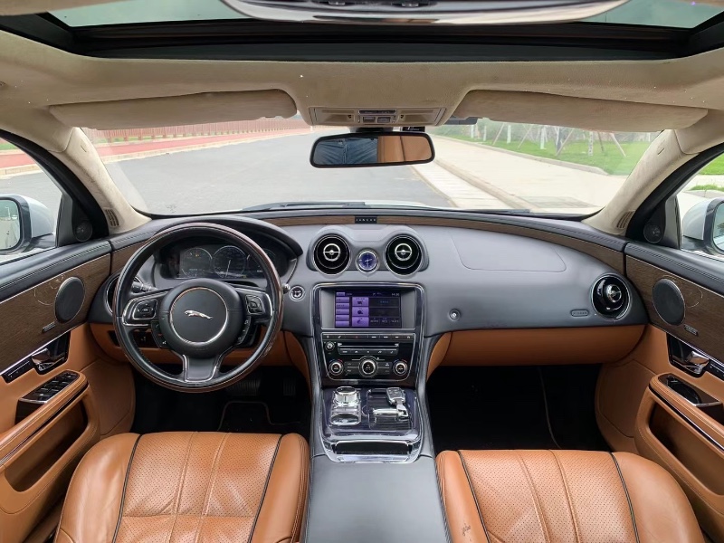 东莞13年捷豹XJL8