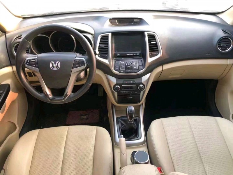 菏泽15年长安汽车逸动7