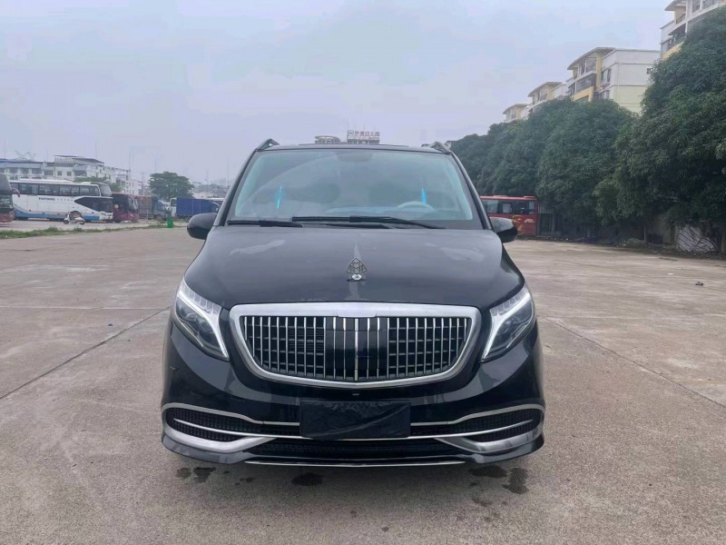 广州22年奔驰威霆1