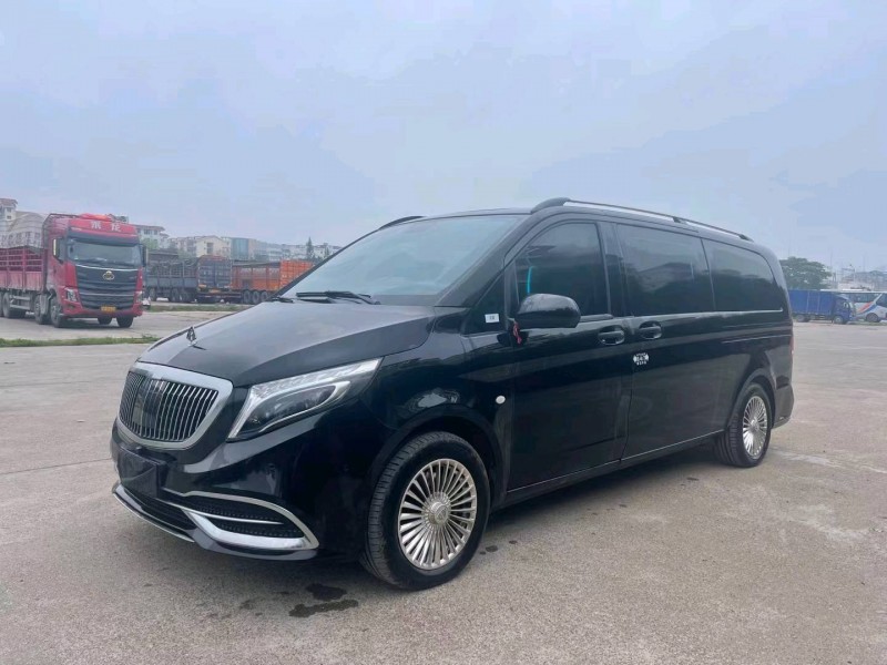 广州22年奔驰威霆2