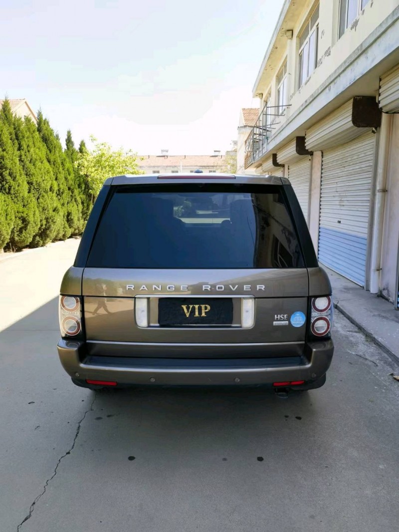 青岛13年路虎揽胜行政9