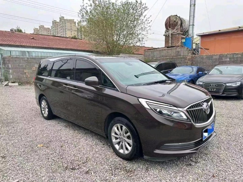 济南18年别克GL83