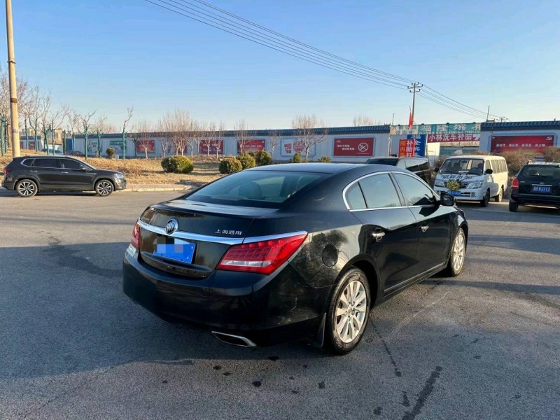 廊坊15年别克君越8