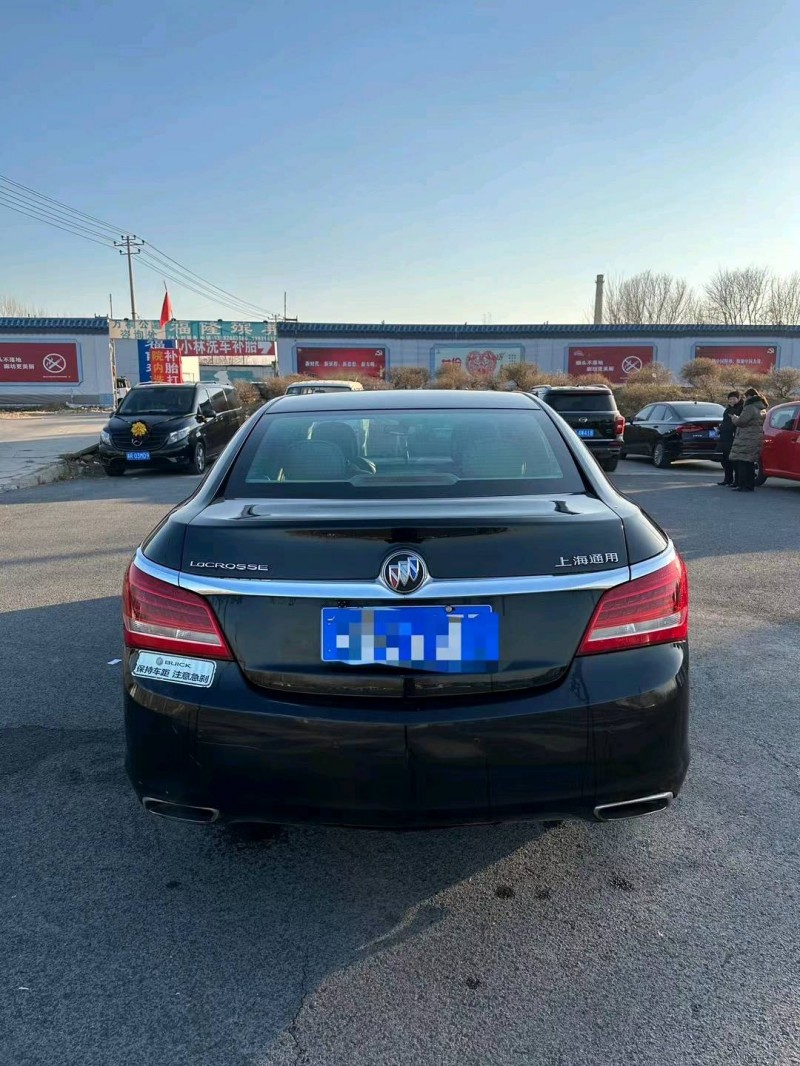 廊坊15年别克君越9