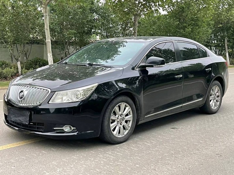 徐州13年别克君越3