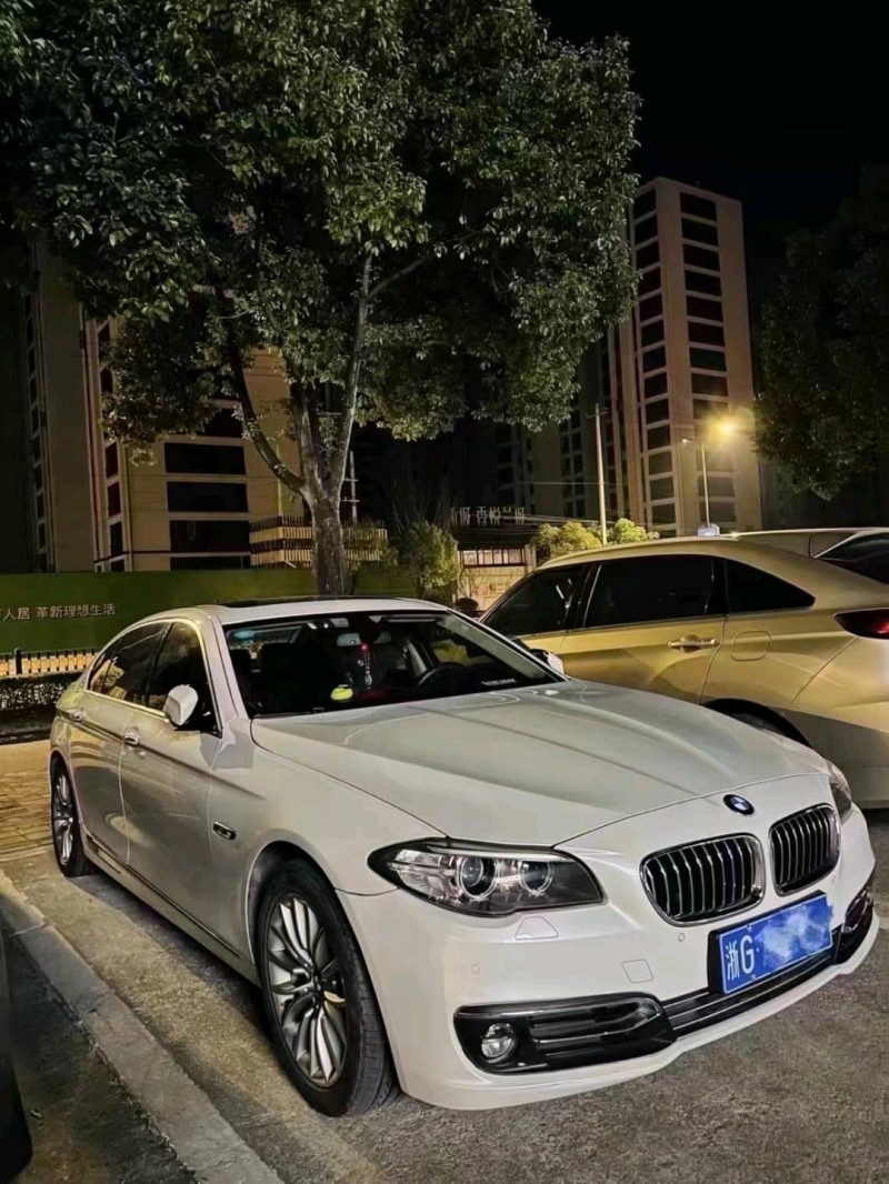 济南16年宝马5系3