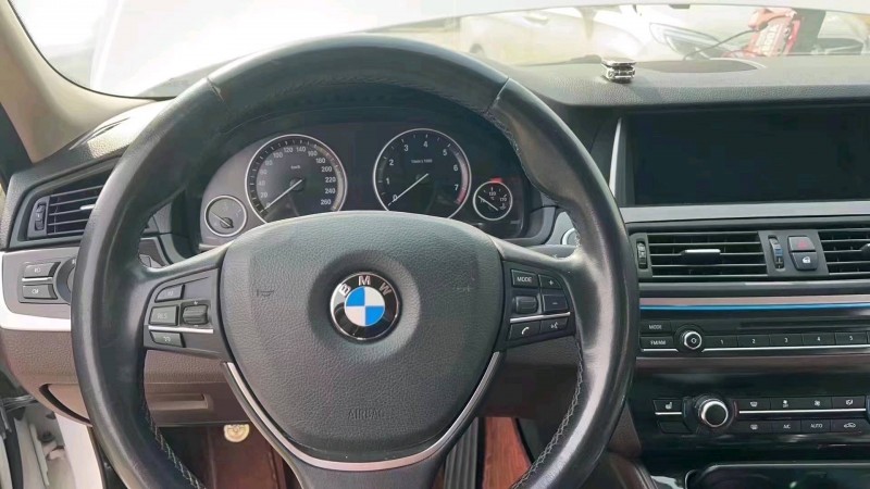 济南16年宝马5系5