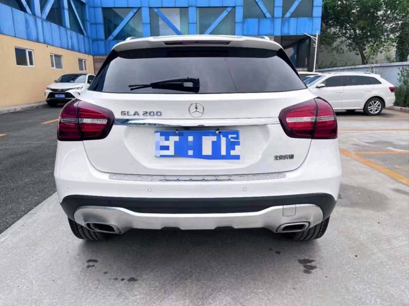 淄博18年奔驰GLA9